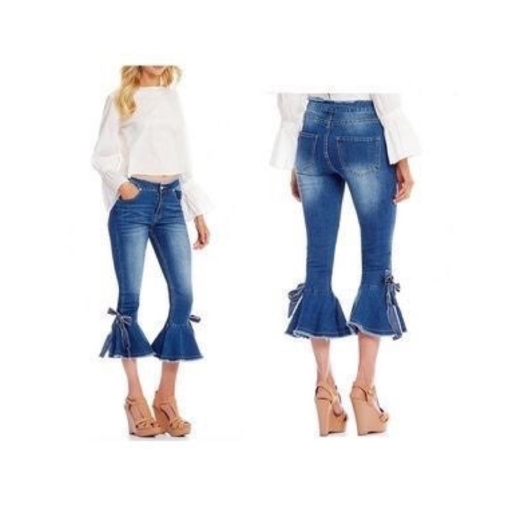 Gianni Bini Flare Jeans With Bows - size S - medium wash